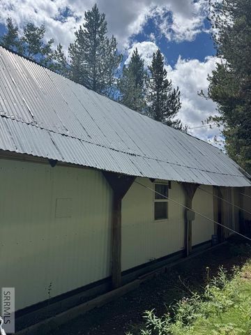 4024 Choctaw Road, Island Park, ID 83429