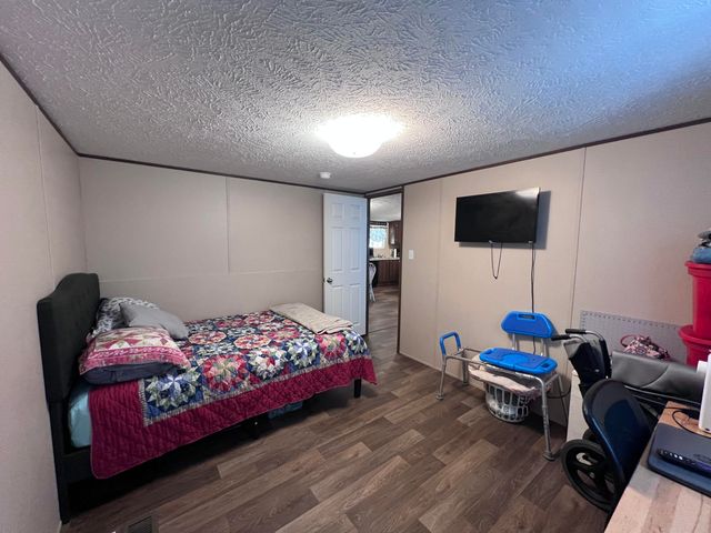 691 & 695 Blue Ridge Church Road, Pineville, KY 40977