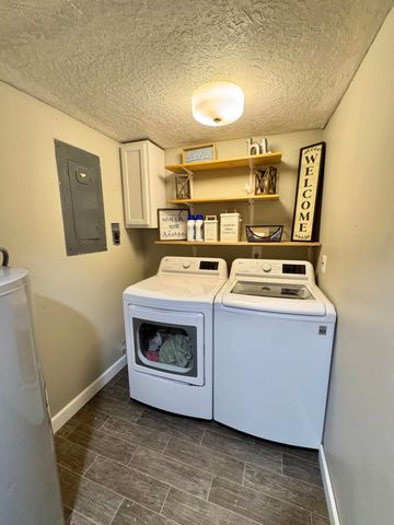 691 & 695 Blue Ridge Church Road, Pineville, KY 40977