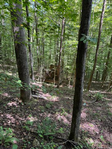 691 & 695 Blue Ridge Church Road, Pineville, KY 40977