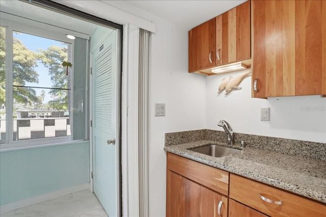 6500 FLOTILLA DRIVE 212, Holmes Beach, FL 34217