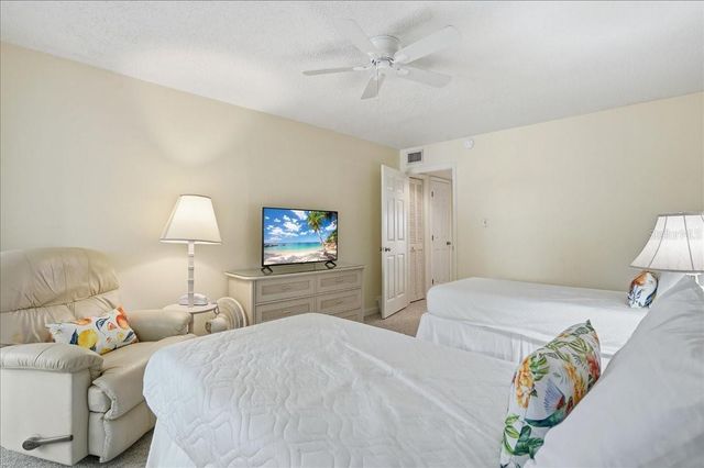 6500 FLOTILLA DRIVE 212, Holmes Beach, FL 34217