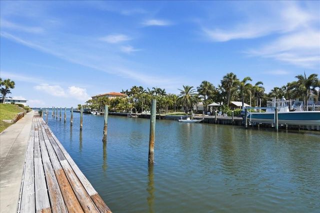 6500 FLOTILLA DRIVE 212, Holmes Beach, FL 34217