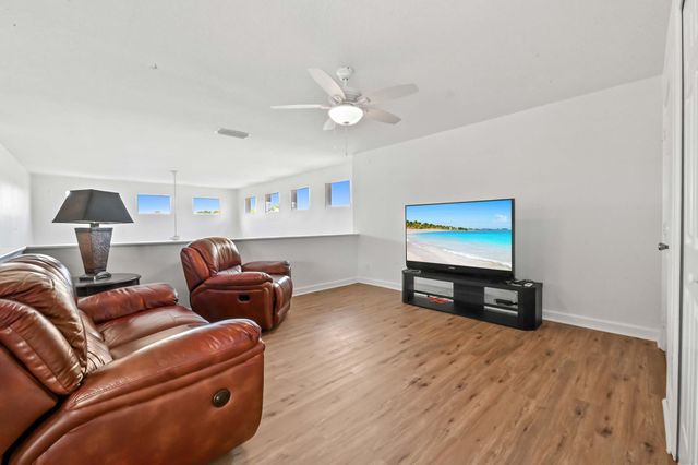 3638 Hamilton Key, West Palm Beach, FL 33411