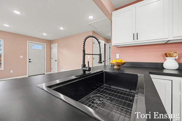 914 N Edgewood Street, Greenville City, MI 48838