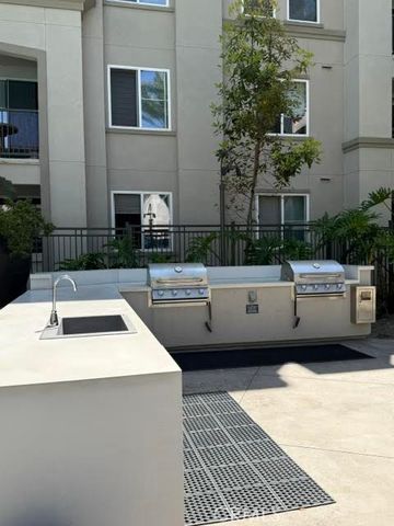1229 Scholarship, Irvine, CA 92612
