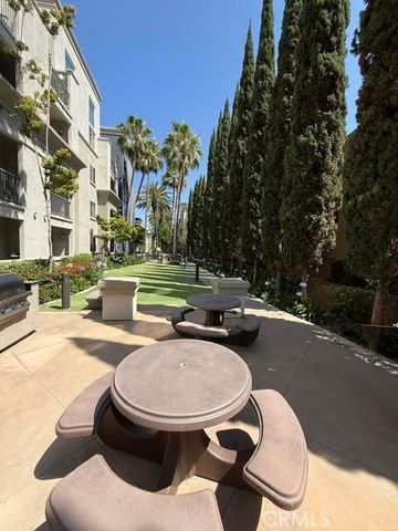 1229 Scholarship, Irvine, CA 92612