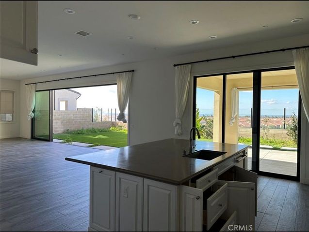 114 Spacial, Irvine, CA 92618