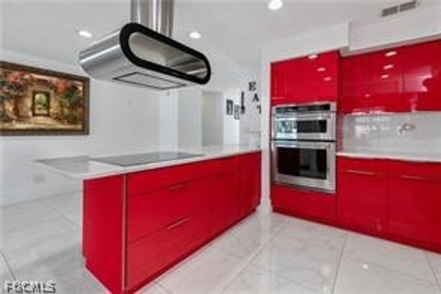 905 SE 27th TER, Cape Coral, FL 33904