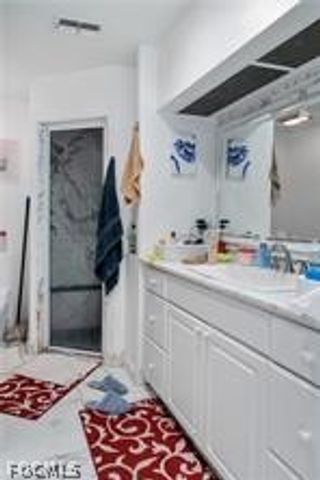 905 SE 27th TER, Cape Coral, FL 33904