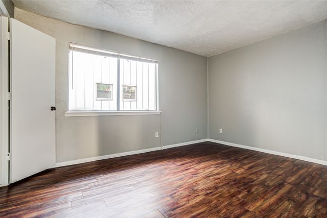 4040 Brown Street 2, Dallas, TX 75219