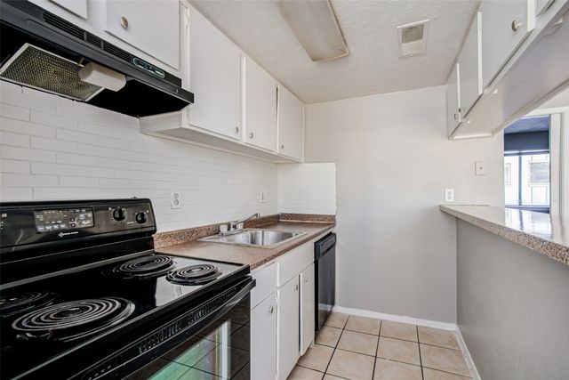 4040 Brown Street 2, Dallas, TX 75219