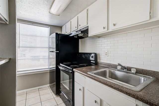 4040 Brown Street 2, Dallas, TX 75219