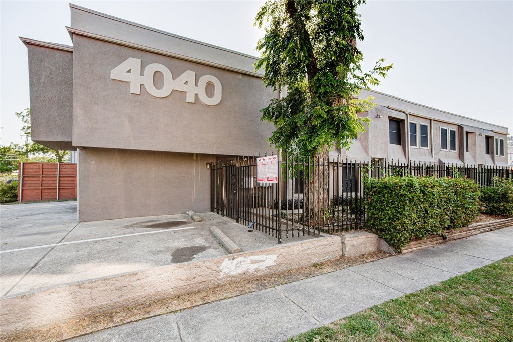 4040 Brown Street 2, Dallas, TX 75219