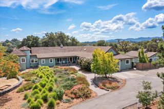 910 Lytton Springs Rd, Healdsburg, CA 95448