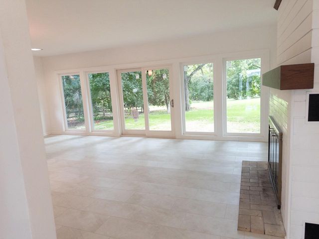 6305 Catalpa STREET, Greendale, WI 53129