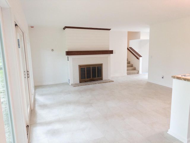 6305 Catalpa STREET, Greendale, WI 53129