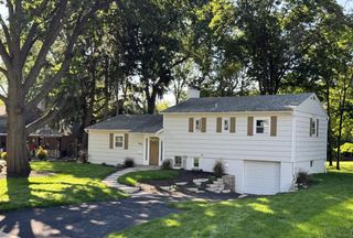 6305 Catalpa STREET, Greendale, WI 53129