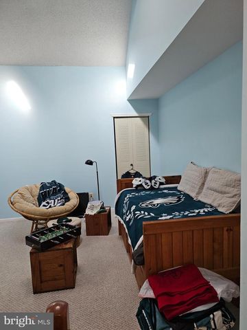 736 CHANTICLEER, Cherry Hill, NJ 08003