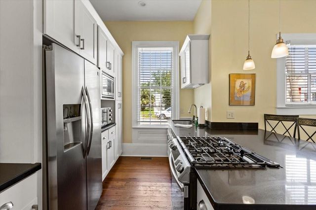 1427 Winnie Street, Galveston, TX 77550