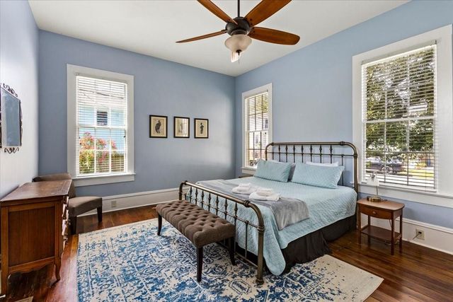 1427 Winnie Street, Galveston, TX 77550