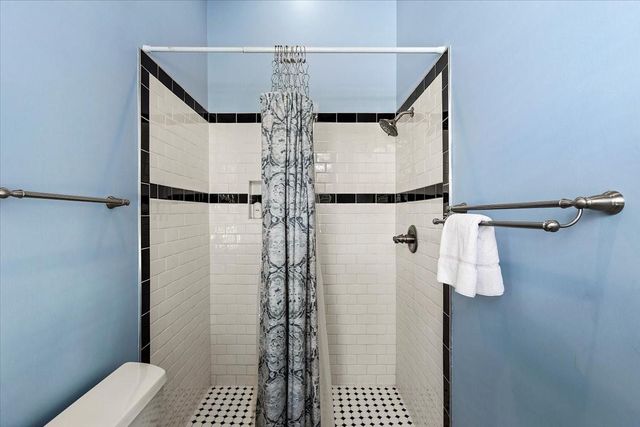 1427 Winnie Street, Galveston, TX 77550