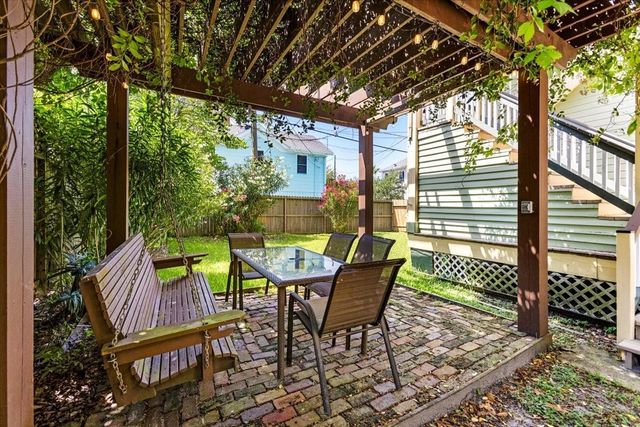 1427 Winnie Street, Galveston, TX 77550