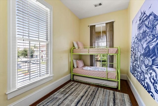 1427 Winnie Street, Galveston, TX 77550