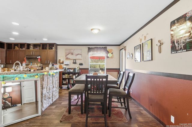 102 County Road 479, Castroville, TX 78009