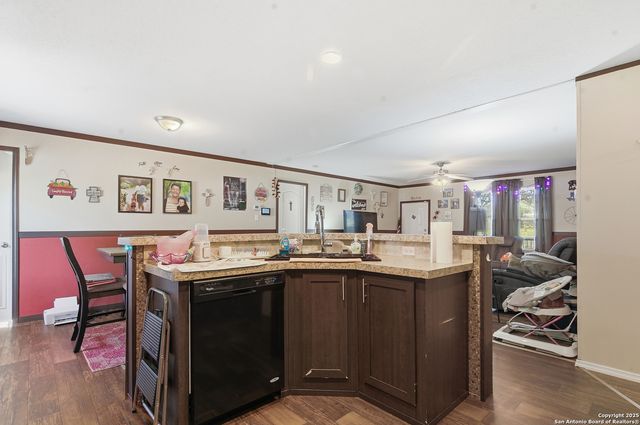 102 County Road 479, Castroville, TX 78009