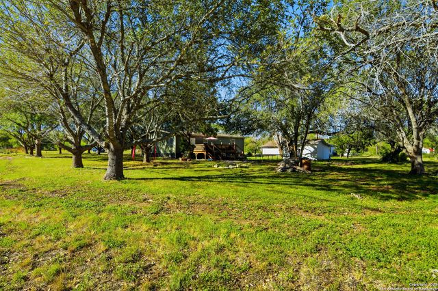 102 County Road 479, Castroville, TX 78009