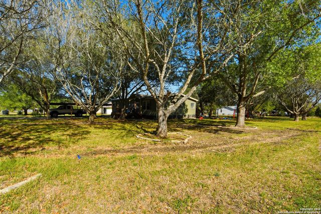 102 County Road 479, Castroville, TX 78009