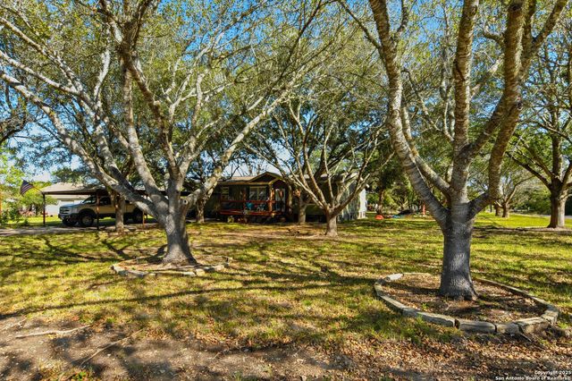 102 County Road 479, Castroville, TX 78009