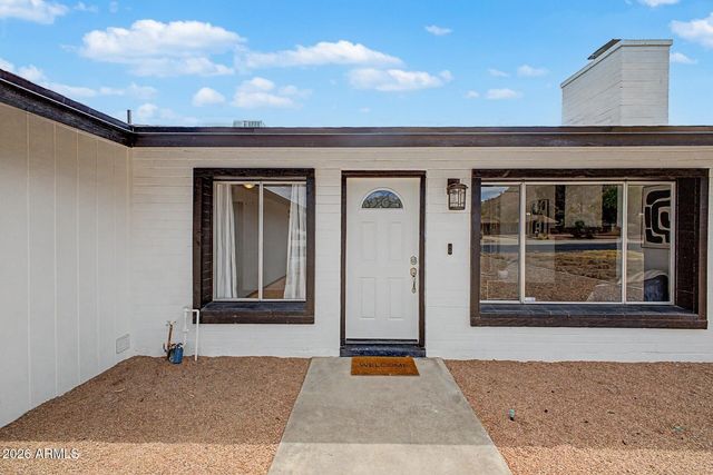 2577 E SWEETWATER Avenue, Phoenix, AZ 85032
