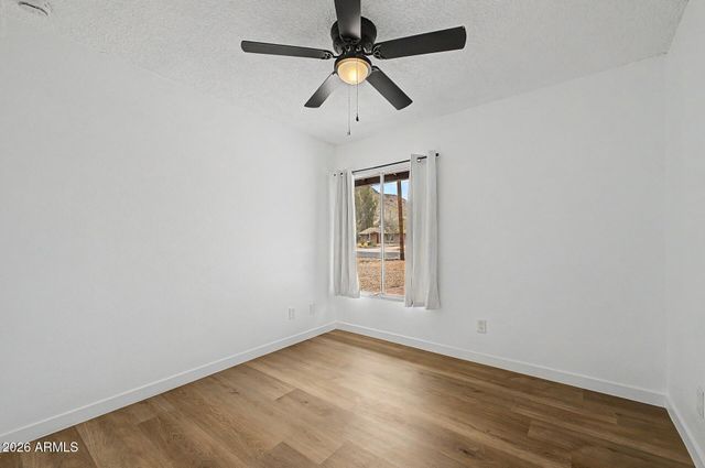 2577 E SWEETWATER Avenue, Phoenix, AZ 85032