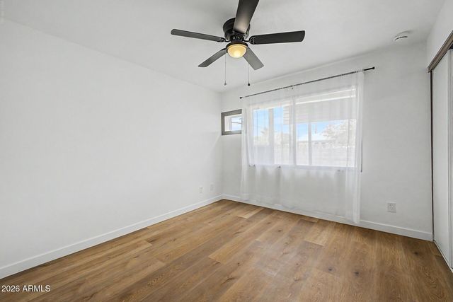 2577 E SWEETWATER Avenue, Phoenix, AZ 85032