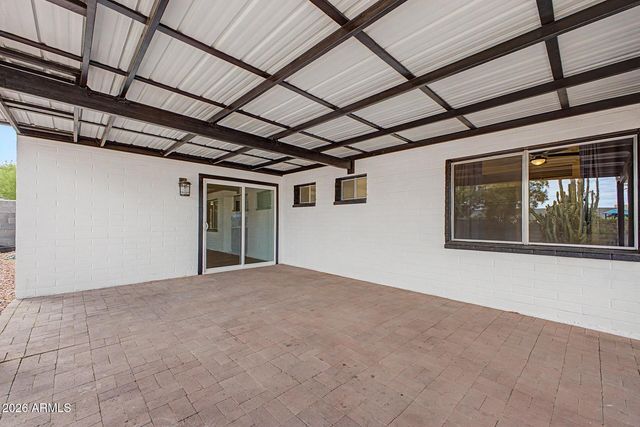 2577 E SWEETWATER Avenue, Phoenix, AZ 85032