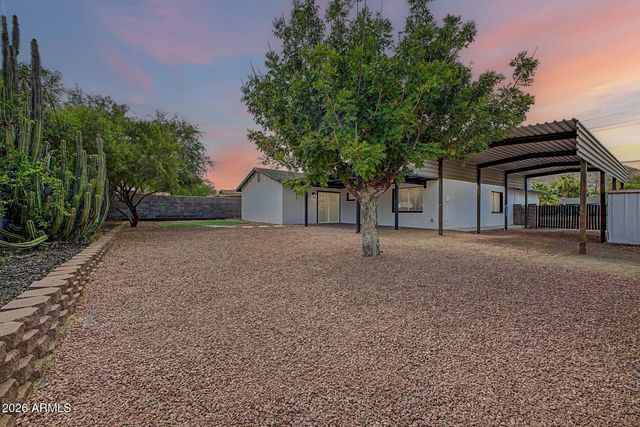 2577 E SWEETWATER Avenue, Phoenix, AZ 85032