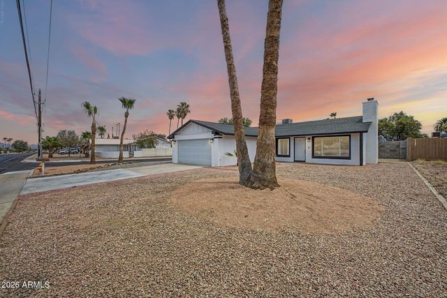 2577 E SWEETWATER Avenue, Phoenix, AZ 85032