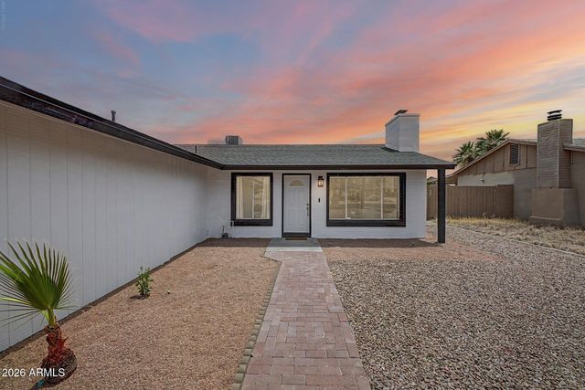 2577 E SWEETWATER Avenue, Phoenix, AZ 85032