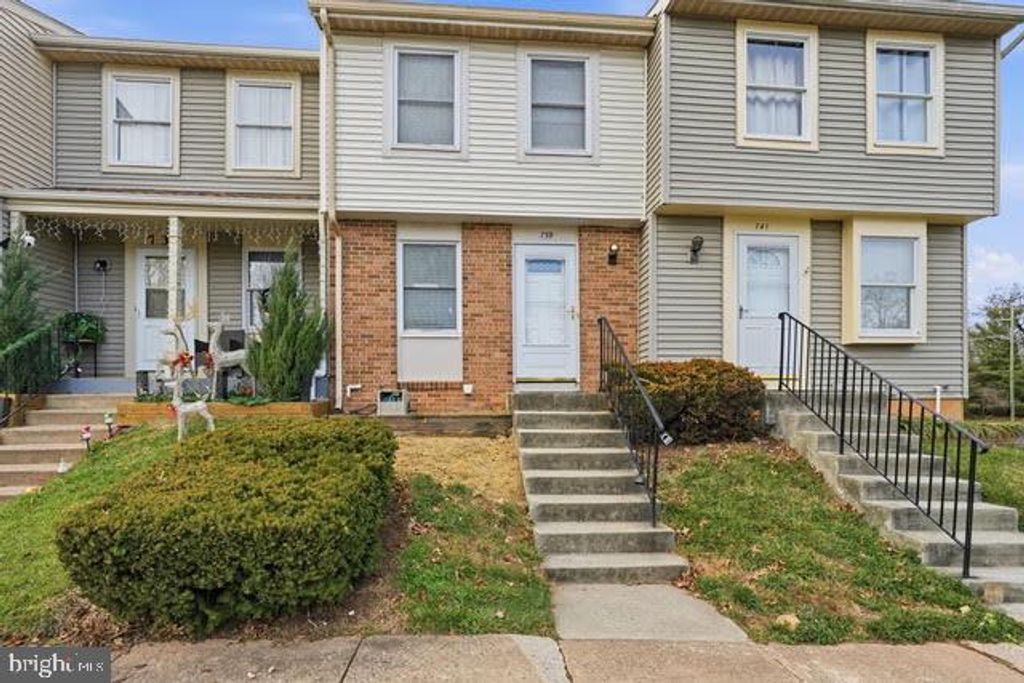 739 BRETHOUR CT, Sterling, VA 20164