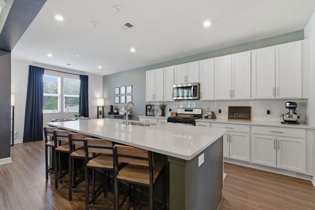 904 Carnation Dr, Smyrna, TN 37167