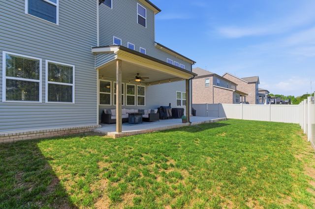 904 Carnation Dr, Smyrna, TN 37167