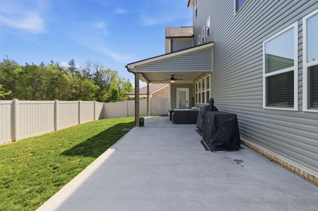 904 Carnation Dr, Smyrna, TN 37167