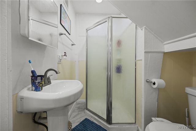 41 Hamilton Street, Buffalo, NY 14207