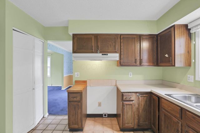 7141 Sweeny Court, Dublin, OH 43017