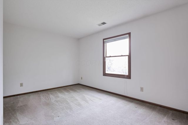 7141 Sweeny Court, Dublin, OH 43017
