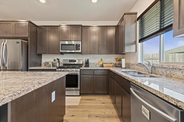 5653 Harcrest Dr, Marysville, CA 95901