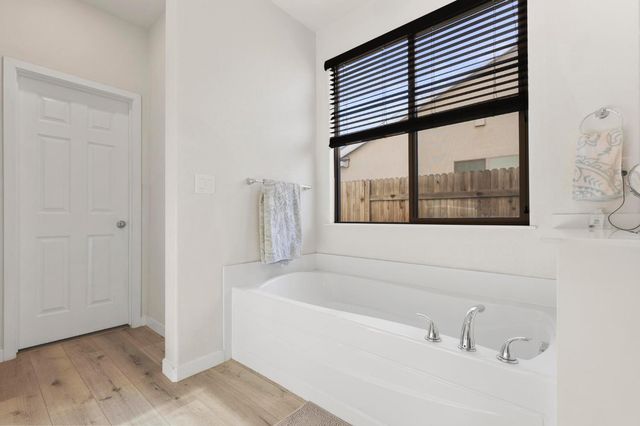 5653 Harcrest Dr, Marysville, CA 95901