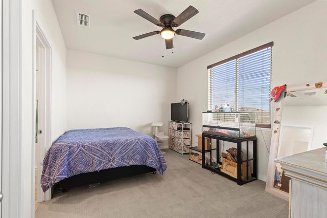 5653 Harcrest Dr, Marysville, CA 95901